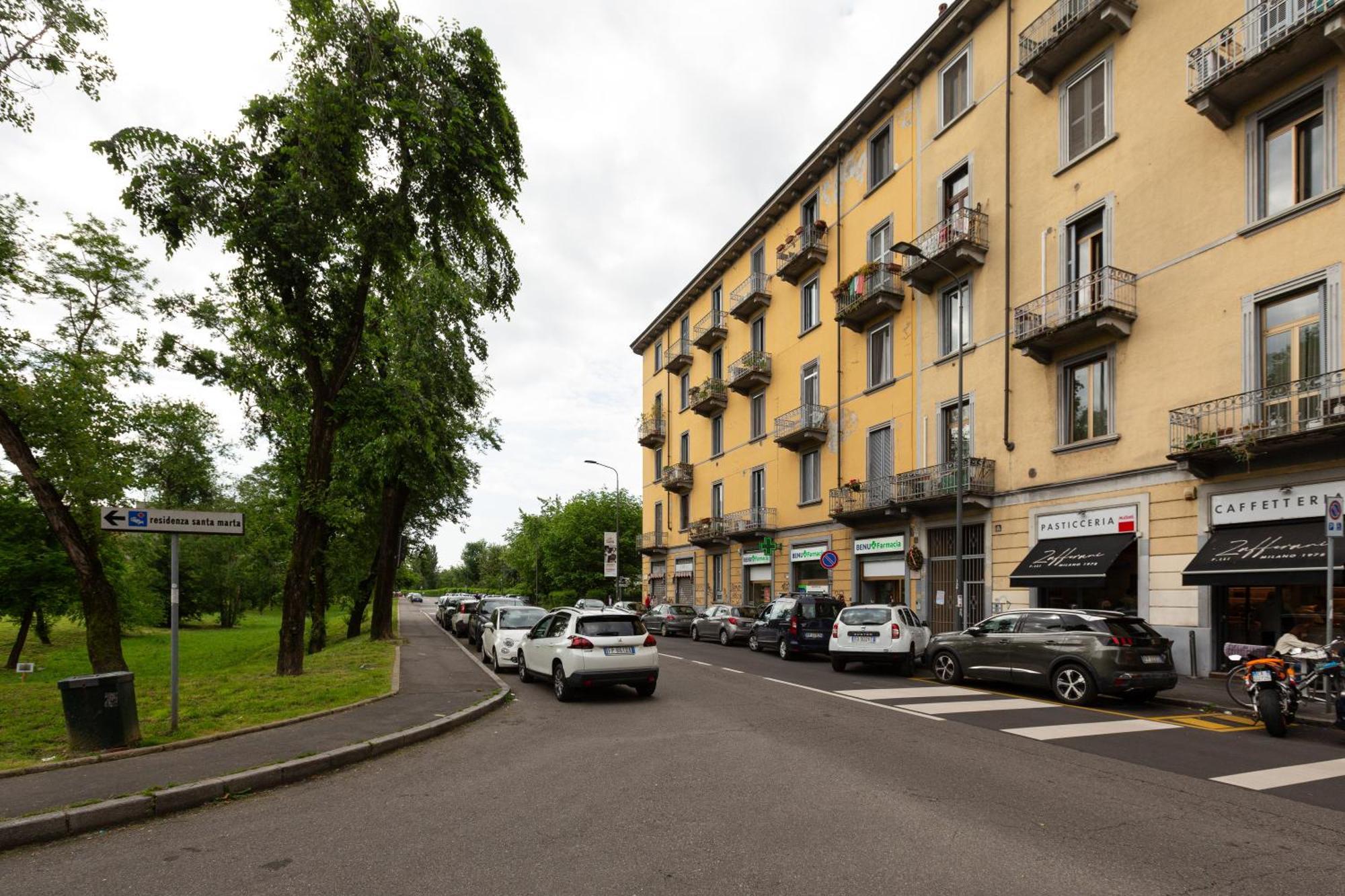 Appartamento Su 2 Livelli- Universita Iulm มิลาน ภายนอก รูปภาพ